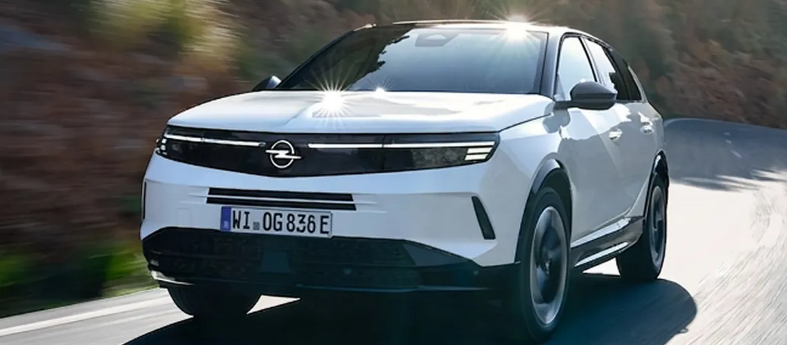 Opel Grandland w kolorze białym